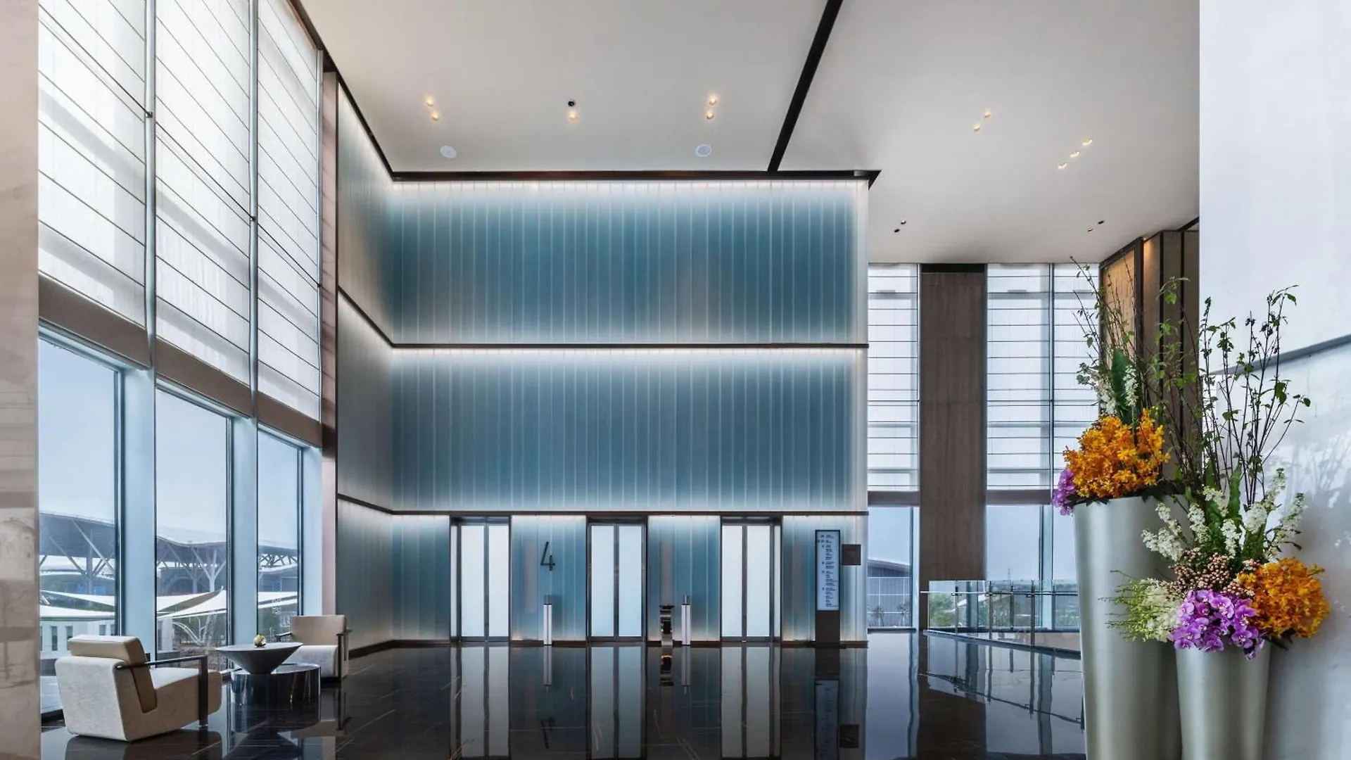 Hilton Shenzhen World Exhibition & Convention Center - Only 5 Minutes' Walk To Wecc Hotel