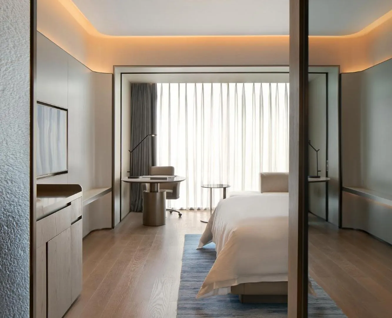 Hilton Shenzhen World Exhibition & Convention Center - Only 5 Minutes' Walk To Wecc Hotel