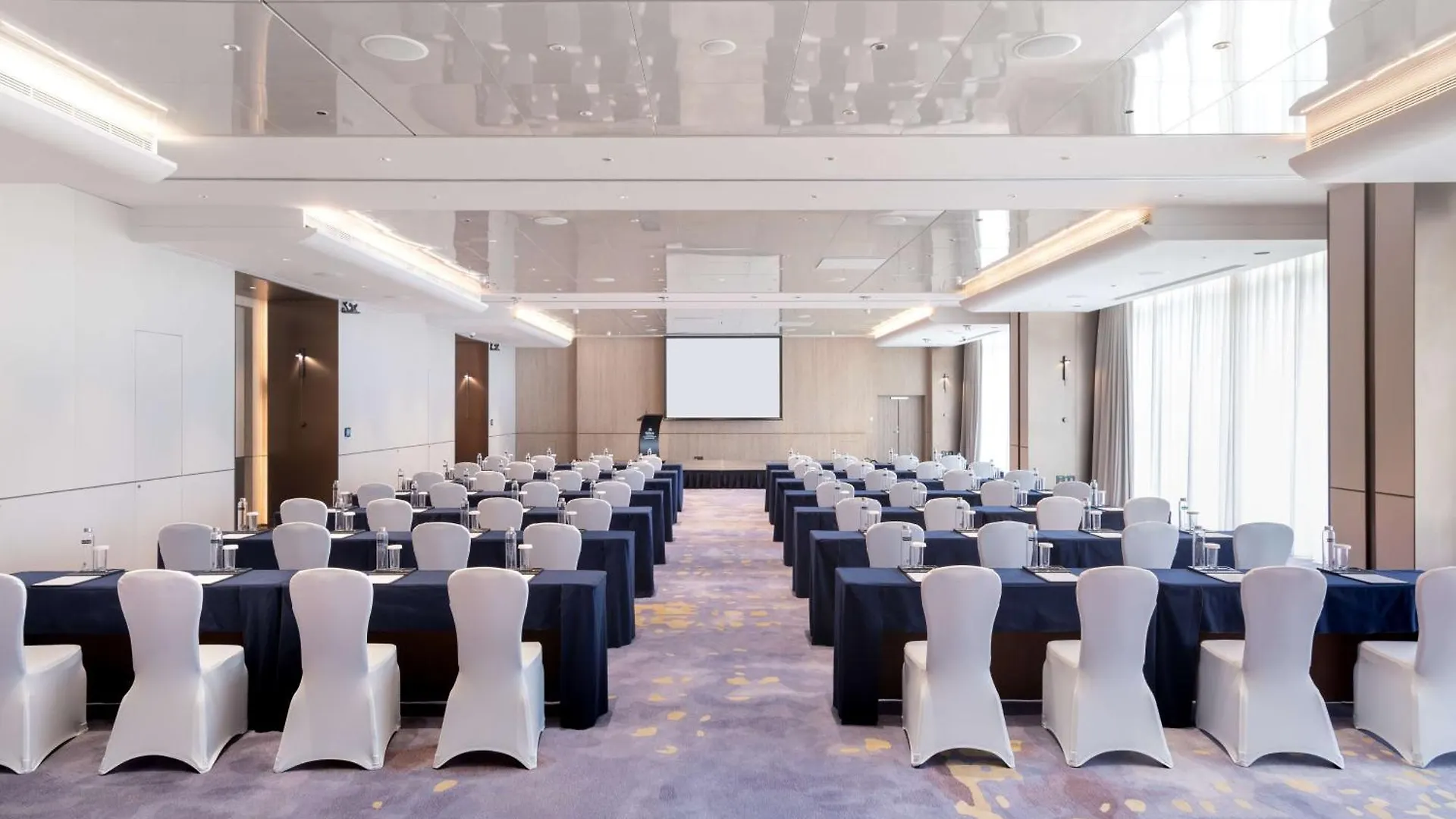 *****  Hilton Shenzhen World Exhibition & Convention Center - Only 5 Minutes' Walk To Wecc Hotel China