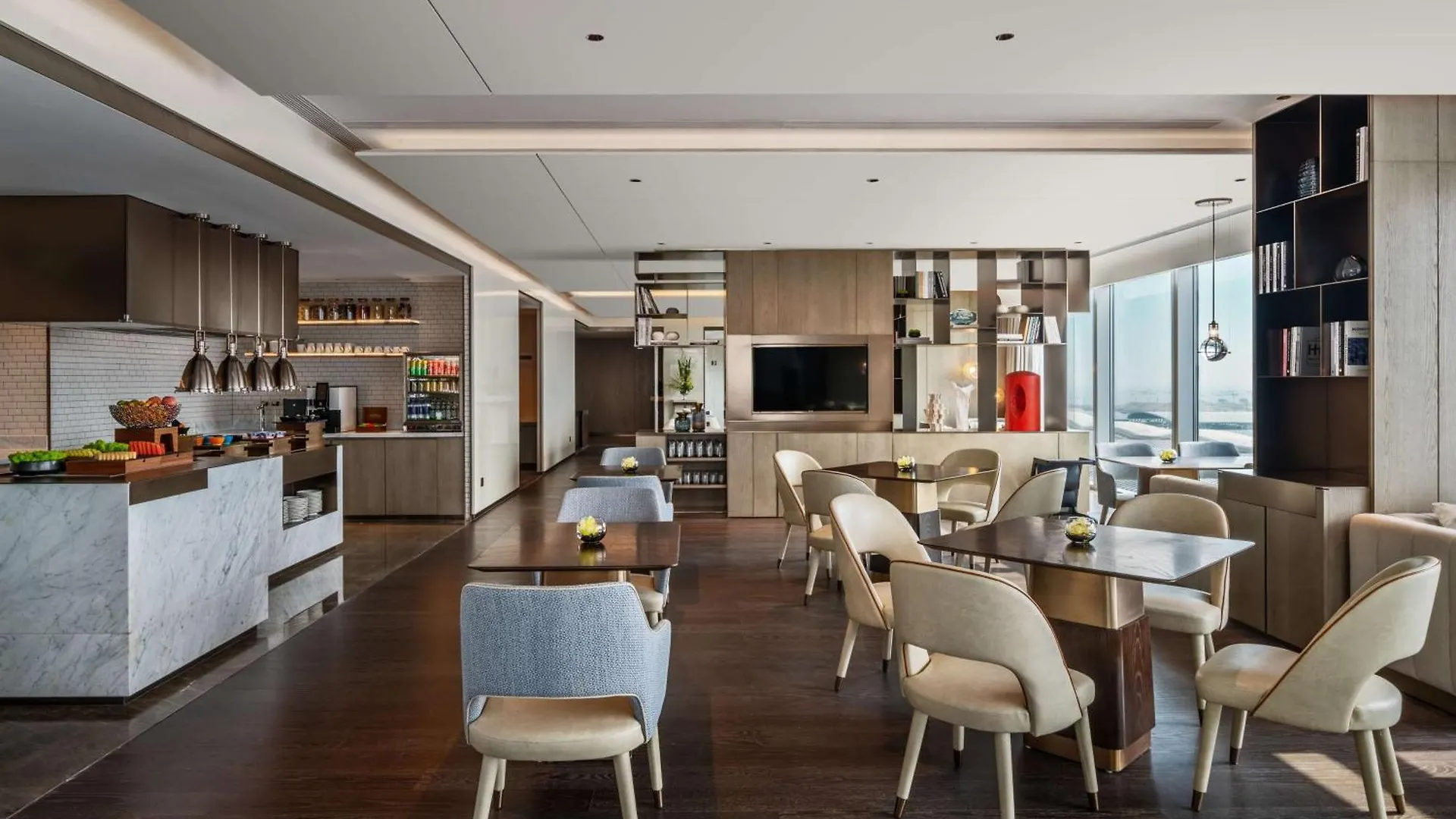 Hilton Shenzhen World Exhibition & Convention Center - Only 5 Minutes' Walk To Wecc Hotel