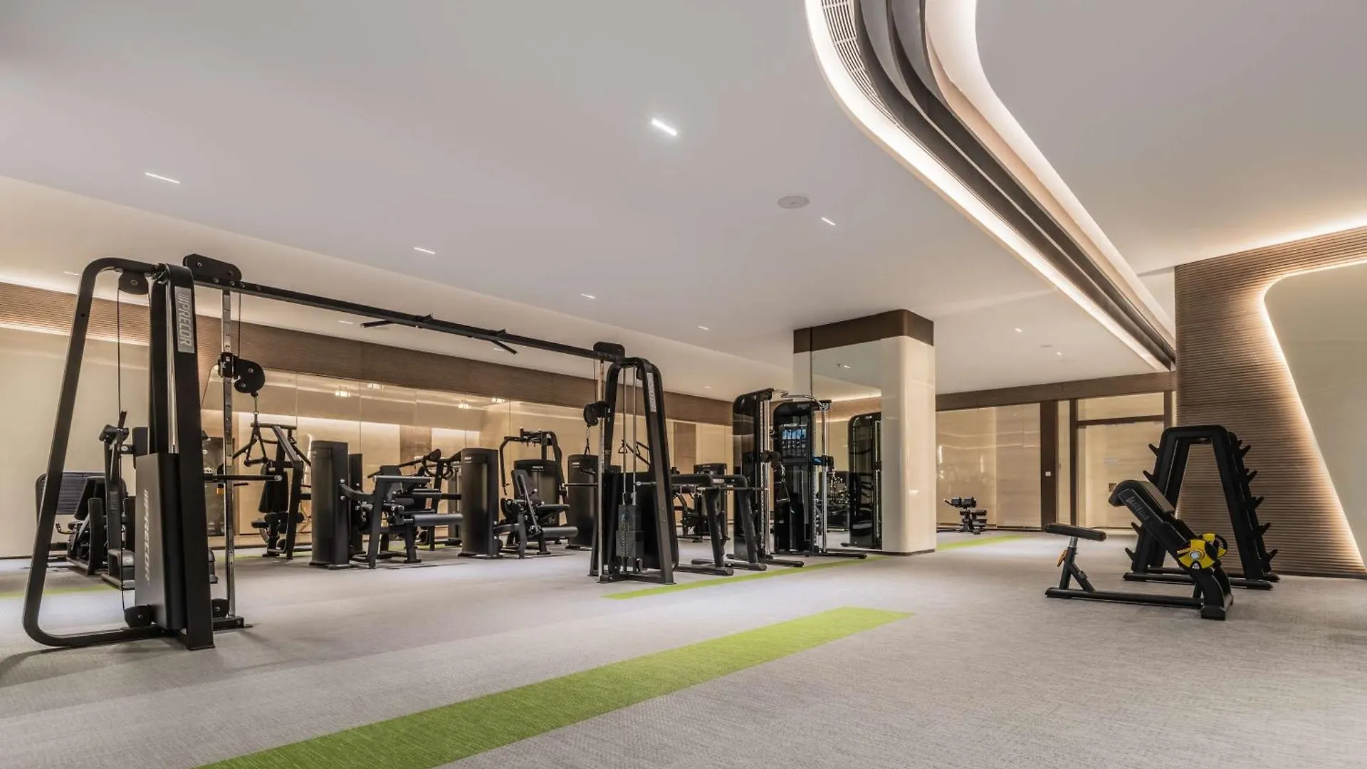 Отель Hilton Shenzhen World Exhibition & Convention Center - Only 5 Minutes' Walk To Wecc 5*,