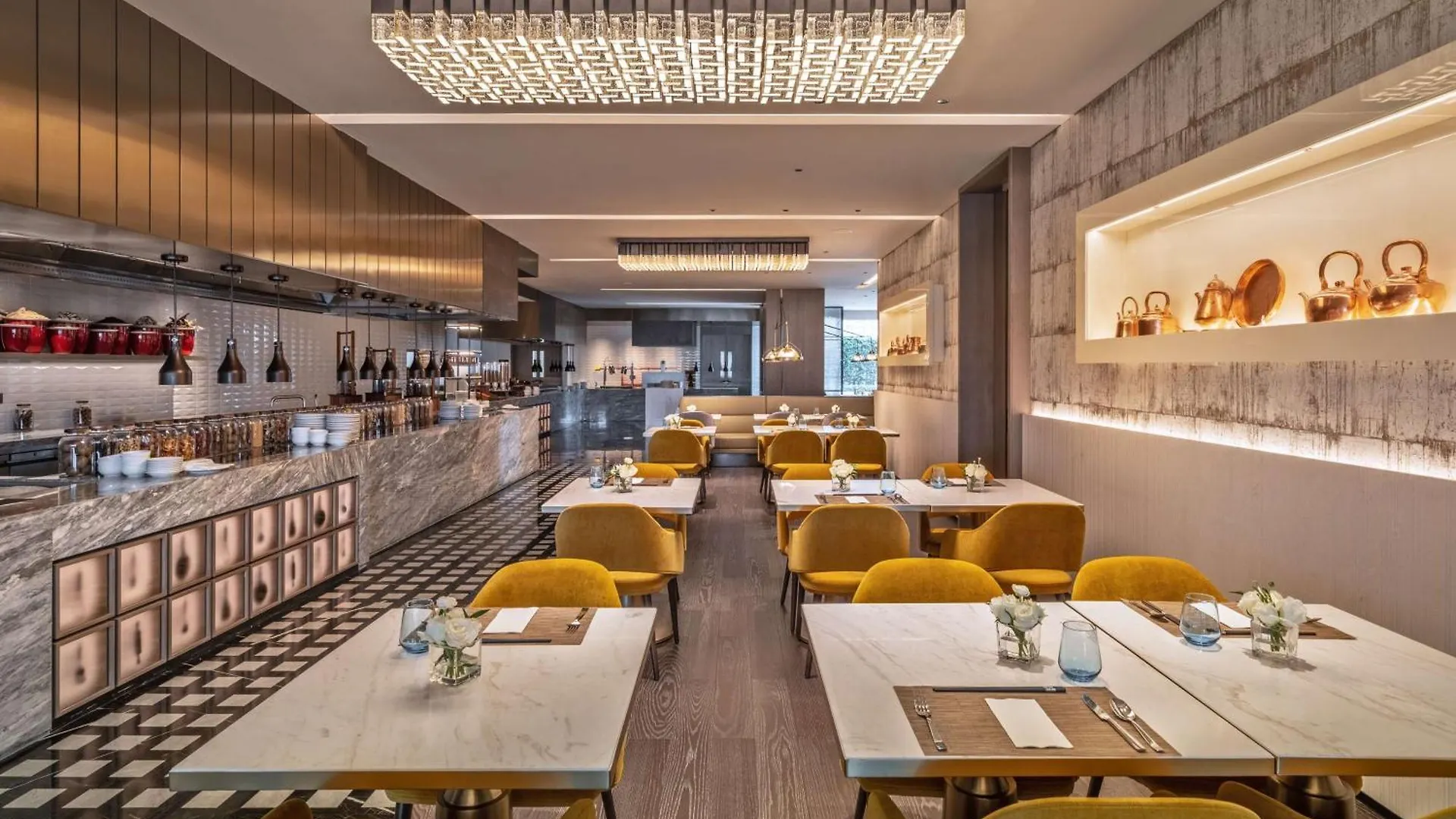 Hilton Shenzhen World Exhibition & Convention Center - Only 5 Minutes' Walk To Wecc Hotel