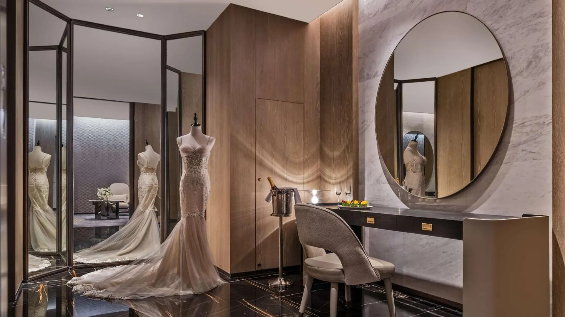 Hilton Shenzhen World Exhibition & Convention Center - Only 5 Minutes' Walk To Wecc Hotel 5*,  China